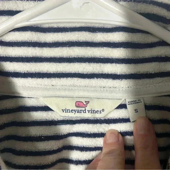 Vineyard Vines Martha's Vineyard half zip striped white w/blue Terry size small - Picture 6 of 10